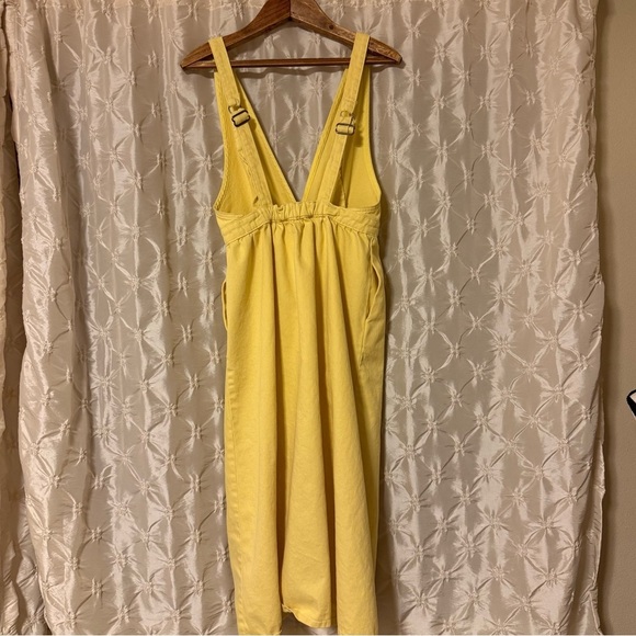 UO Danny Yellow Plunging Button Down Denim Midi Dress Sleeveless Urban Outfitter - Picture 6 of 12